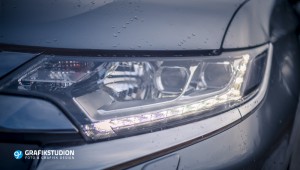 Mitsubishi Outlander PHEV headlight